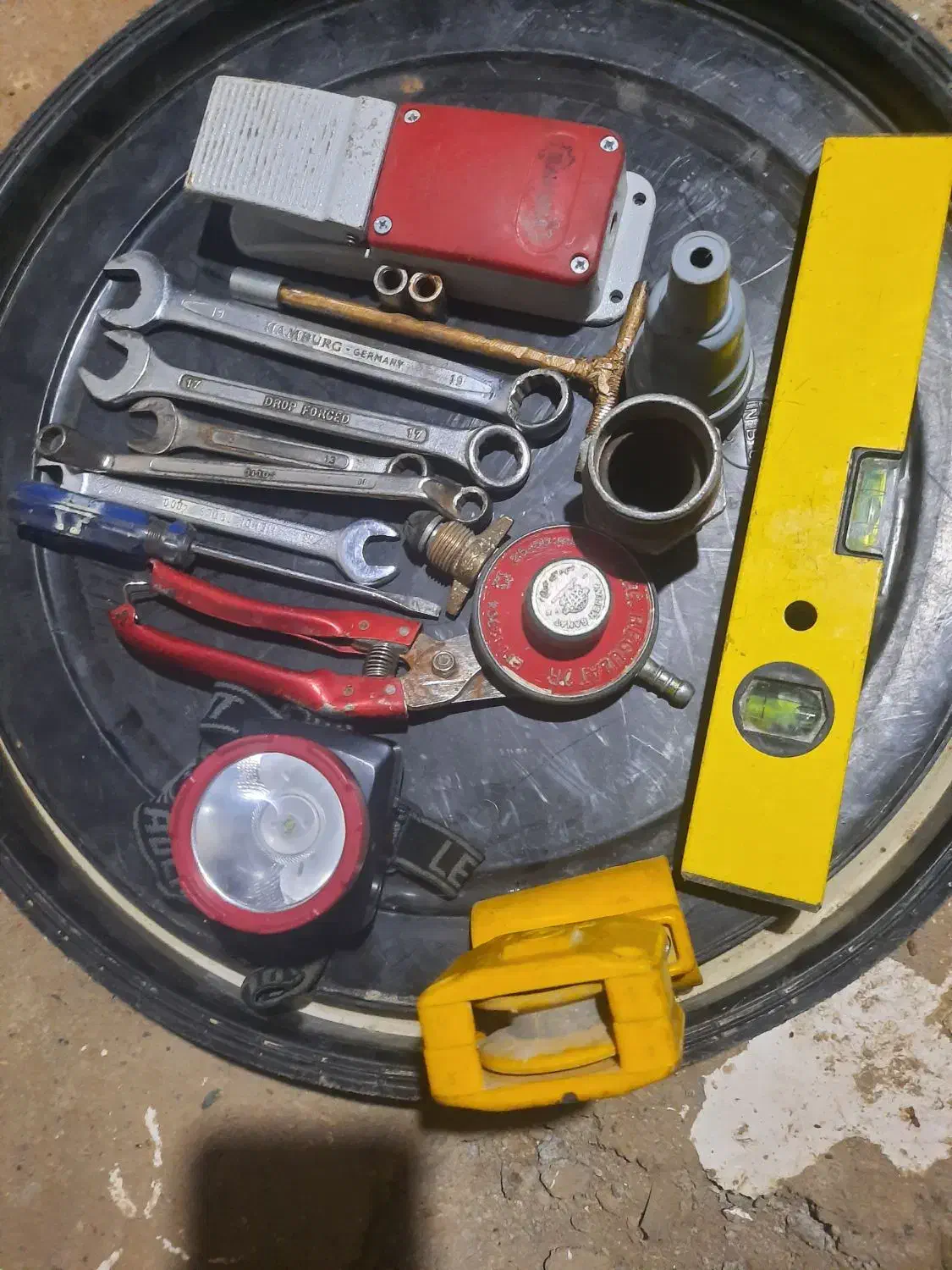 ابزار الات ولوازم شخصی|مصالح و تجهیزات ساختمان|بیستون, |دیوار