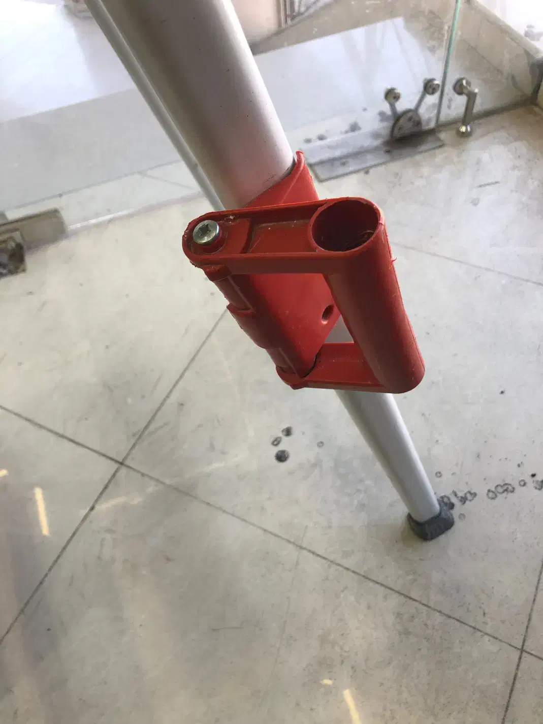 نردبان دو طرفه ۴ پله|مصالح و تجهیزات ساختمان|قم, زنبیل آباد|دیوار