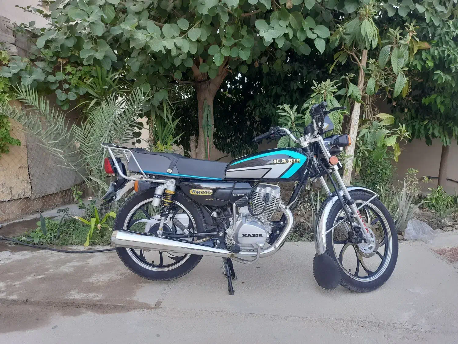 ۲۰۰  کبیر|موتورسیکلت|کازرون, |دیوار