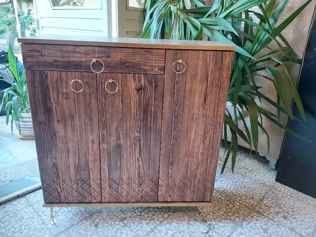 جاکفشی|جاکفشی، کمد، دراور|شهریار, شهریار|دیوار