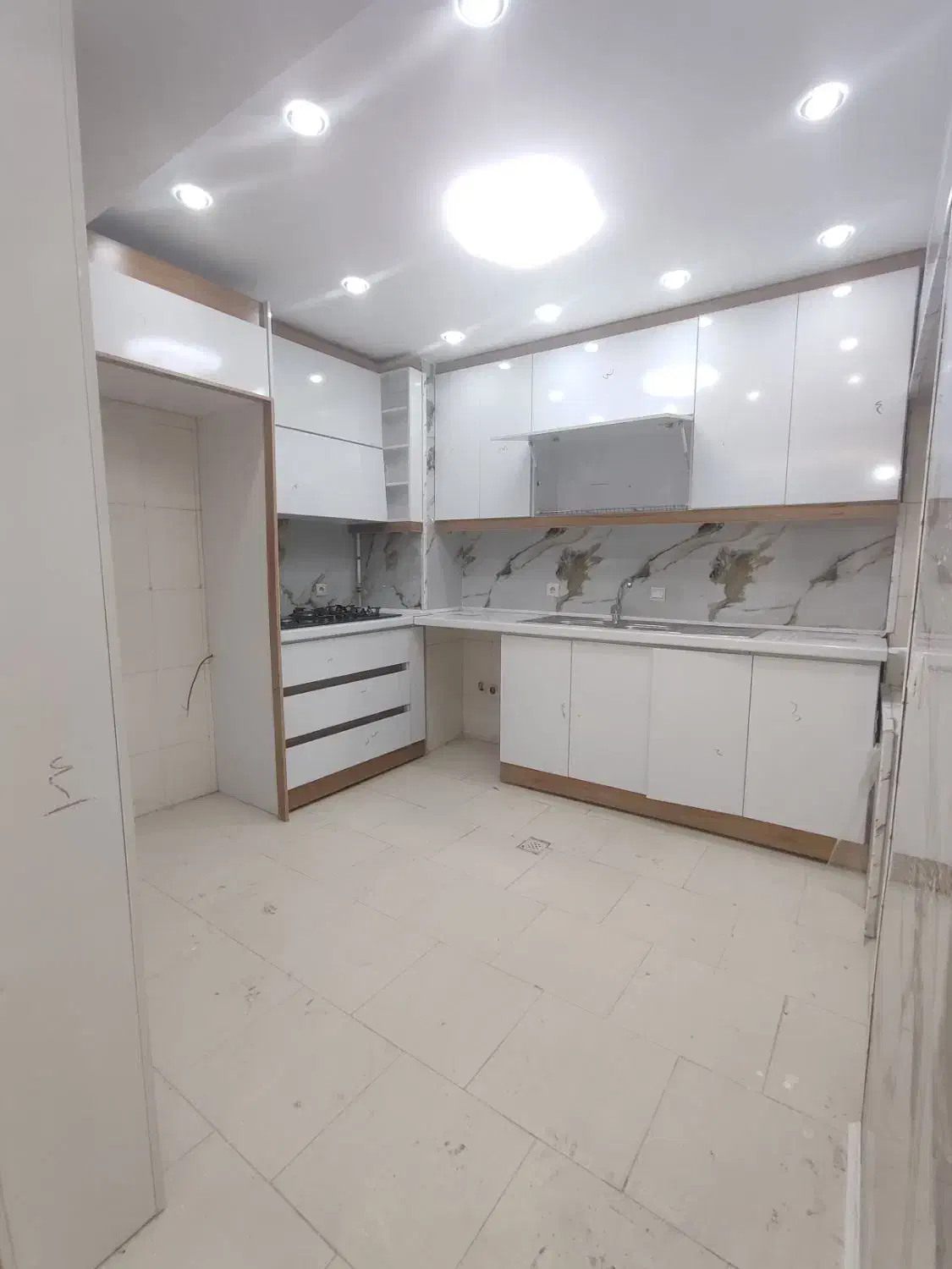 آپارتمان مهرگان پردیسان|اجارهٔ آپارتمان|محمدیه-قزوین, |دیوار