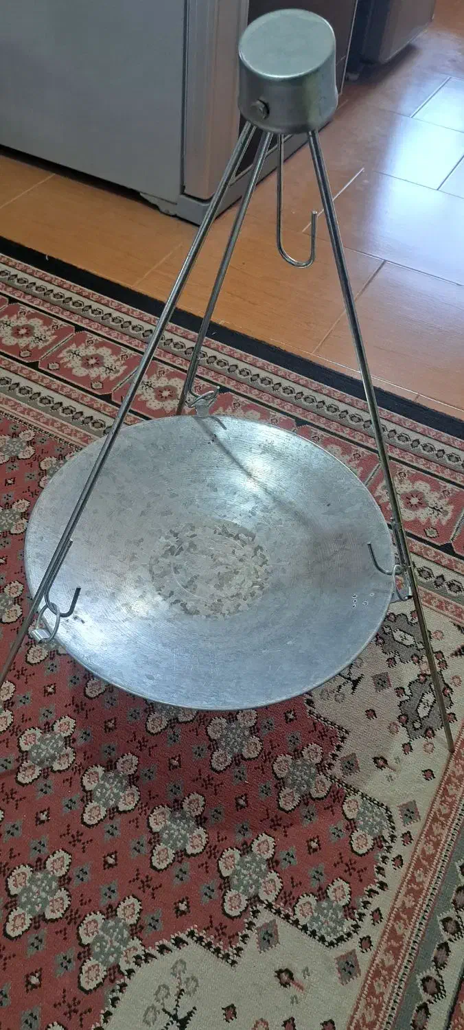 تابه ۳ پایه|ظروف پختوپز|میناب, |دیوار