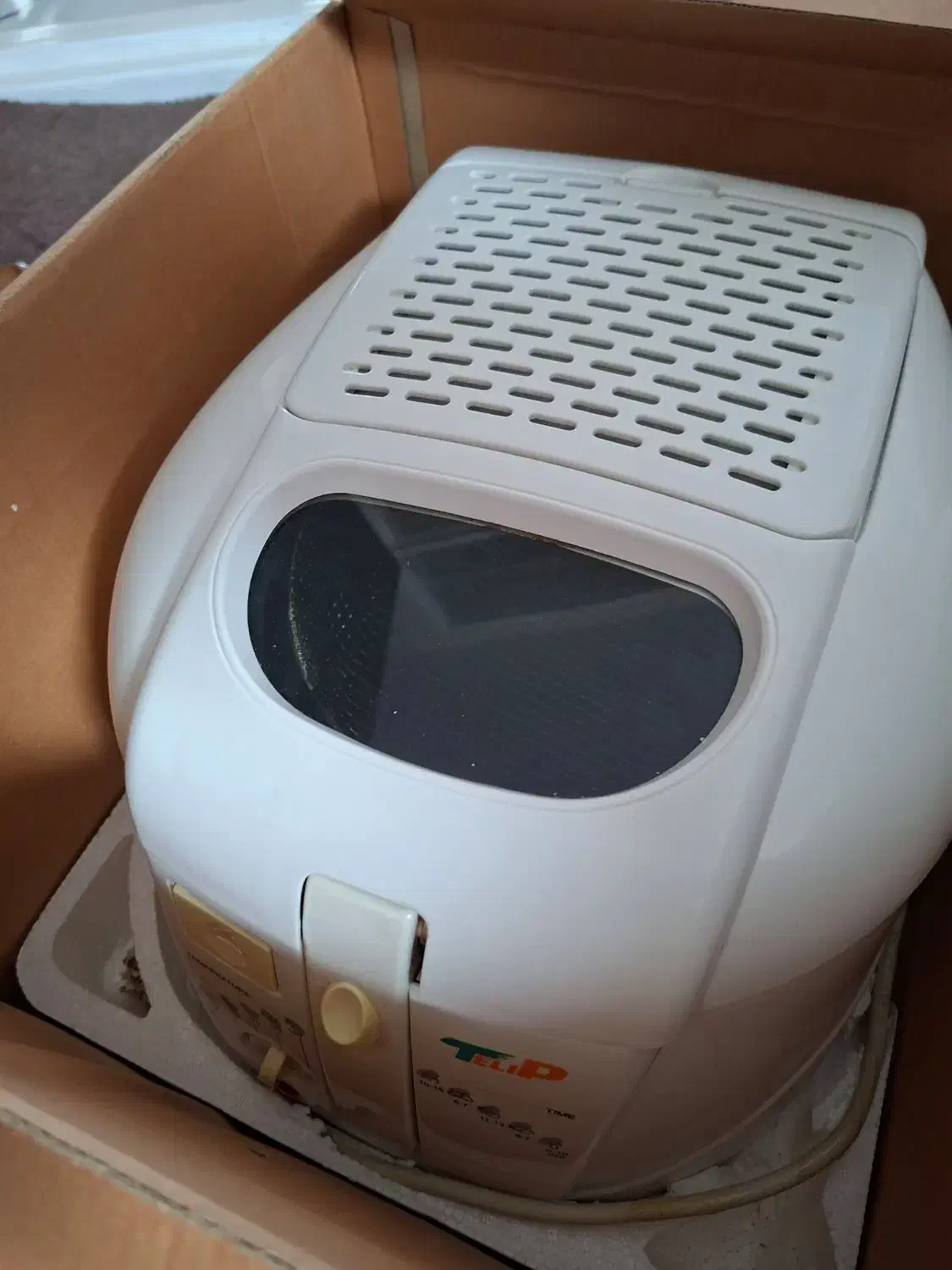 تعدادی لوازم آشپزخونه فروش فوری|قوری، کتری، قهوهساز دستی|تاکستان, |دیوار