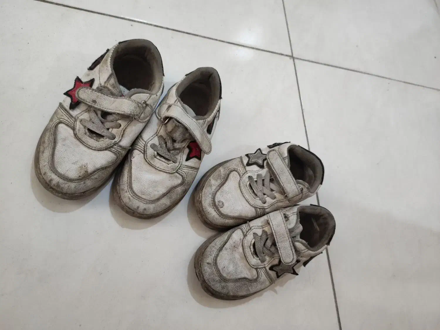 دو جفت کفش بچگانه|کفش و لباس بچه|مشهد, آبکوه|دیوار