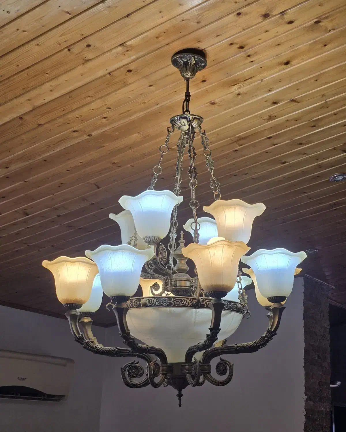 لوستر|لوستر و چراغ آویز|نور, |دیوار