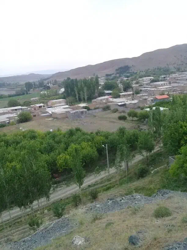 بومگردی در روستای زیبای گردشگری باغ عباس|اجارهٔ کوتاه‌مدت ویلا و باغ|فریمان, |دیوار