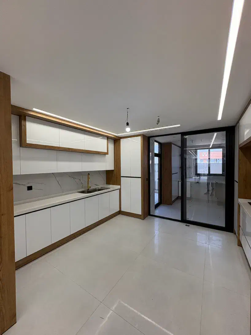 کوی امیریه / ۱۹۵ متر / سه طرف نور|فروش آپارتمان|اصفهان, کوی امیریه|دیوار