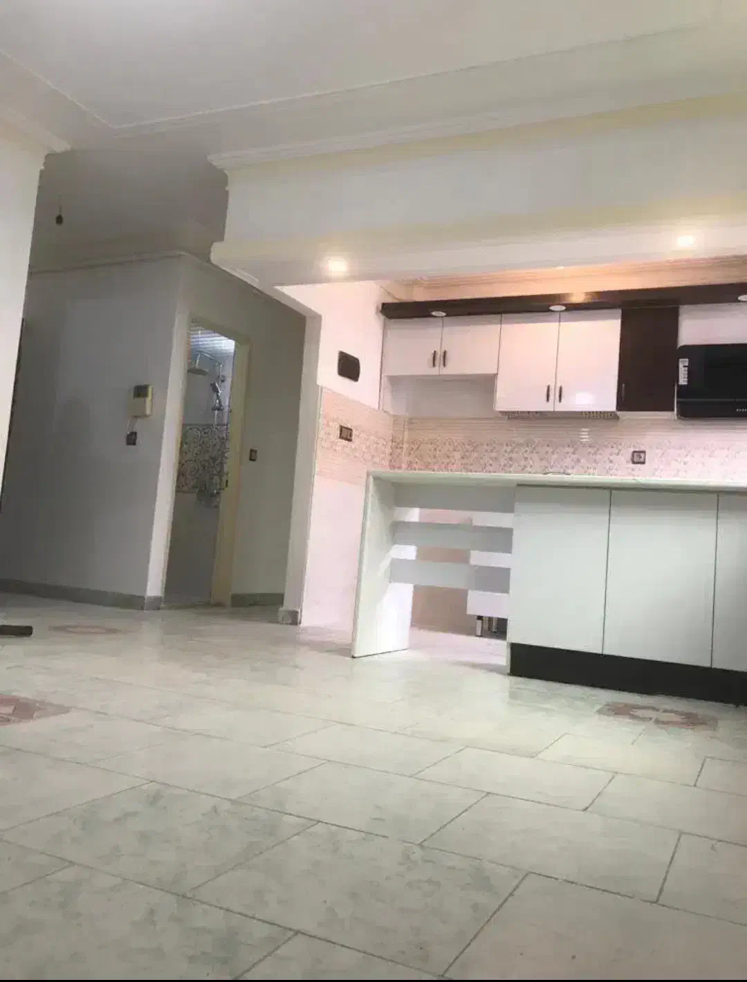 فروش واحد ۷۵ متر مطهری|فروش آپارتمان|رشت, بازار|دیوار