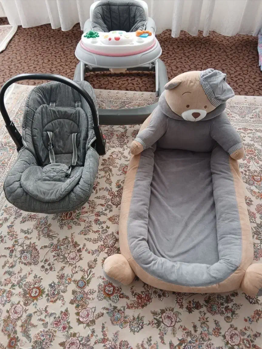 روروک تشک و کریری|اسباب و اثاث بچه|نسیم‌شهر, |دیوار