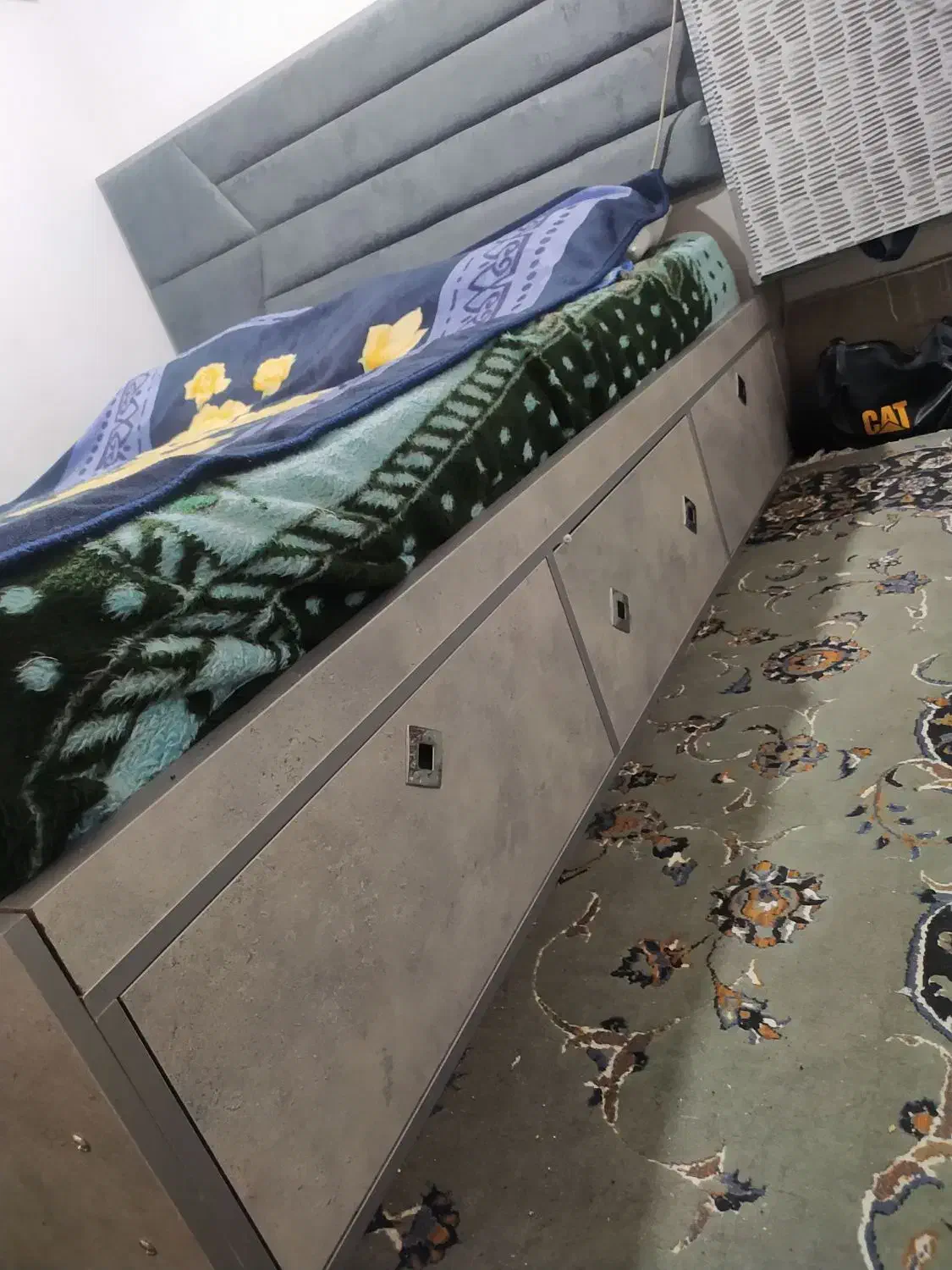 سرویس خواب دو نفره|تخت و سرویس خواب|شیراز, غدیر جنوبی|دیوار