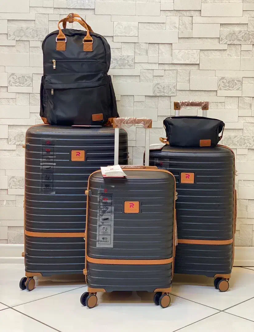 چمدان ۵تکه وارداتیRICARDO پلاس|کیف، کفش، کمربند|یزد, |دیوار