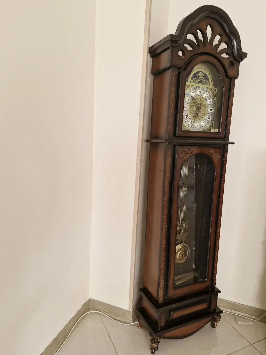 ساعت ایستاده|ساعت دیواری و تزئینی|قدس, شهرقدس|دیوار