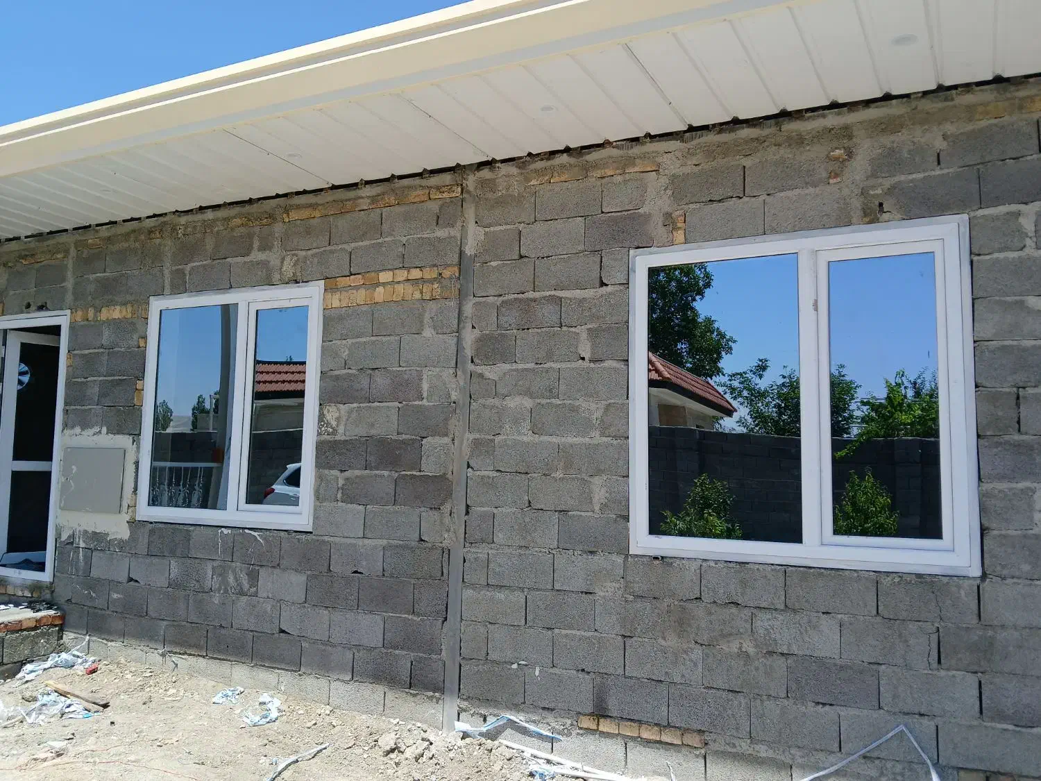 درب و پنجره و توری کشویی محمدزاده|مصالح و تجهیزات ساختمان|ارومیه, |دیوار