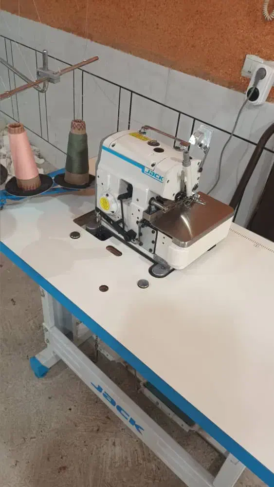 چرخ خیاطی|چرخ خیاطی و ریسندگی|شوش, |دیوار