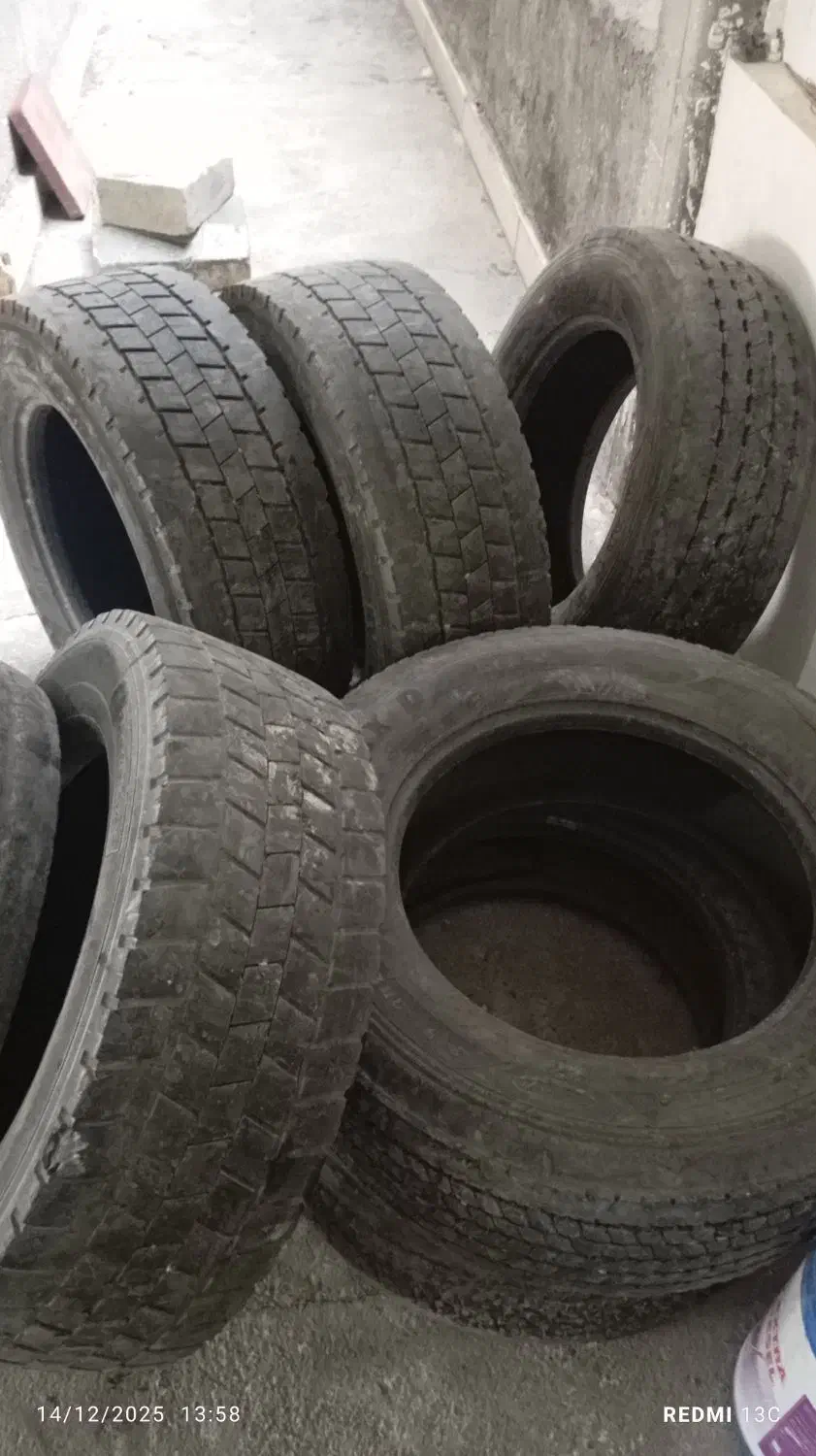 رینگ و لاستیک تیوبلس 10پیچ|قطعات یدکی و لوازم جانبی|شیروان (خراسان), |دیوار