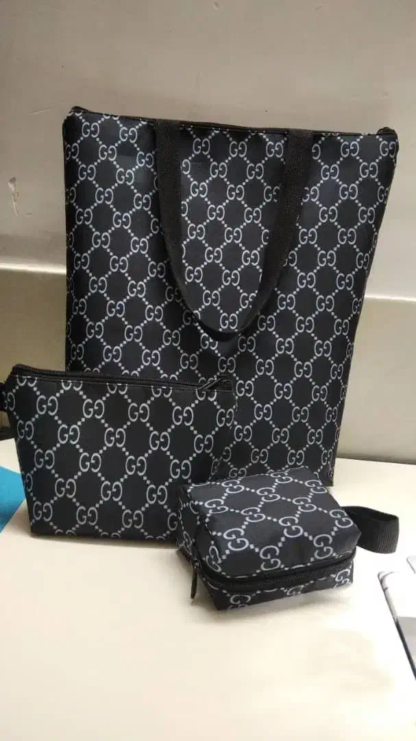 فروش انواع کیف های زنانه تک و عمده|کیف، کفش، کمربند|بم, |دیوار