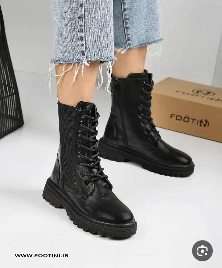 نیم بوت نو|کیف، کفش، کمربند|نیشابور, ده حلاج|دیوار