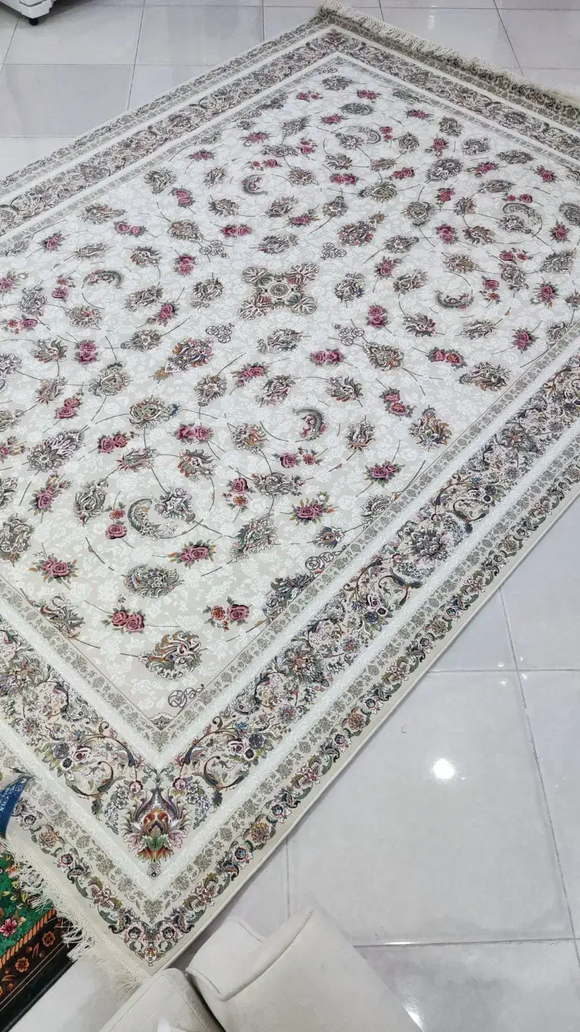 فرش9متری نو 1200شانه تراکم 3600 گل برجسته|فرش|بندرعباس, |دیوار