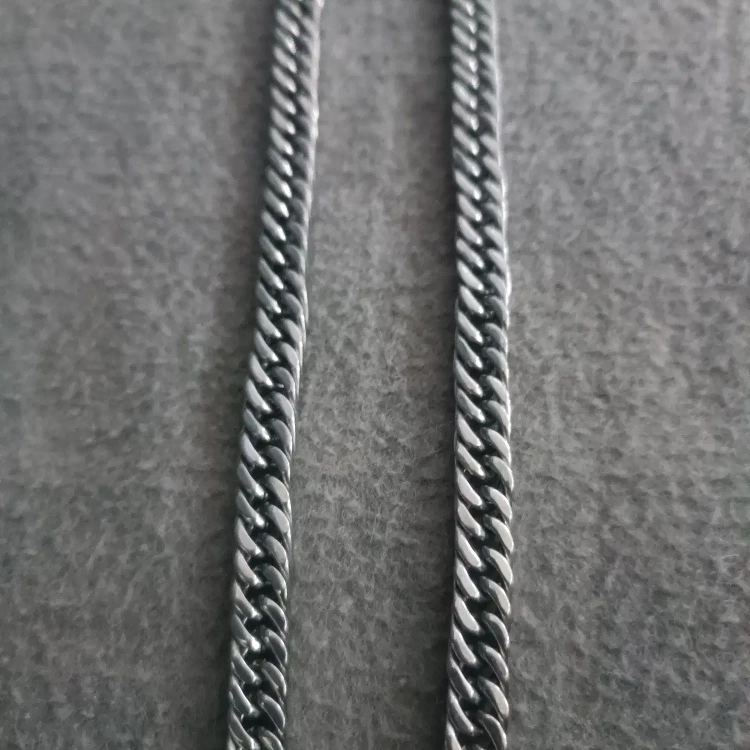 دستبند کارتیر نو نو فقد ۳۰۰ تومن|بدلیجات|قم, محمد آباد|دیوار