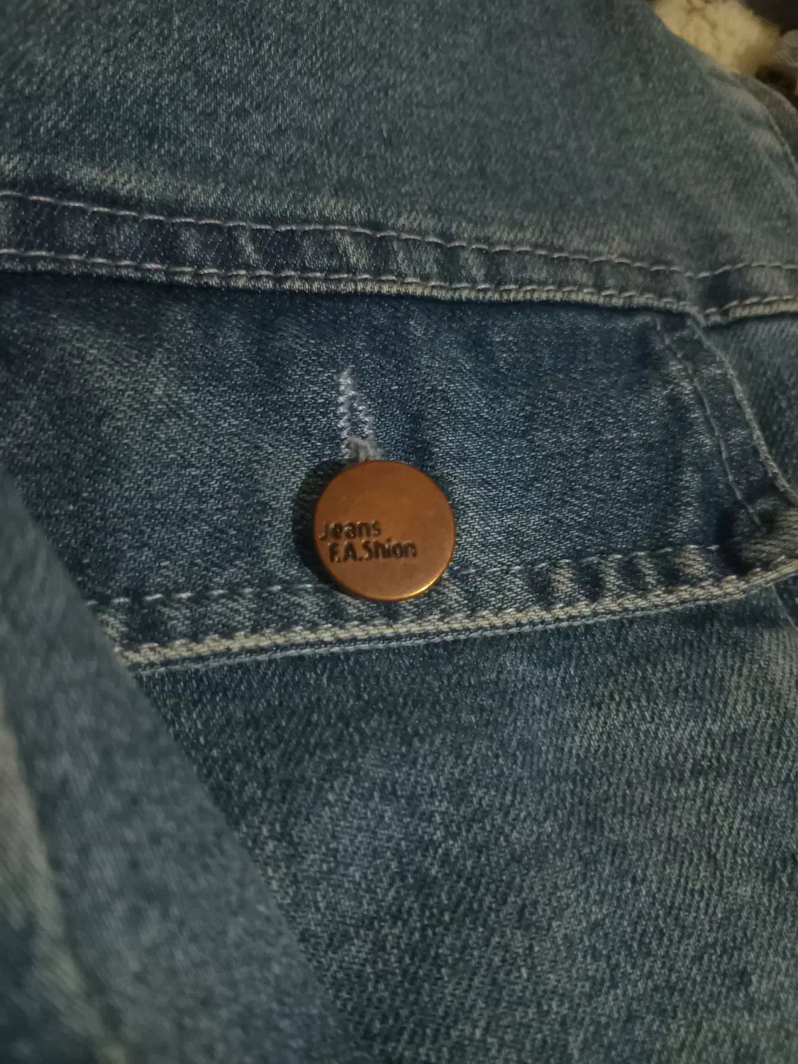 کت لی خز دار گرم بالا|لباس|رشت, رودباری|دیوار