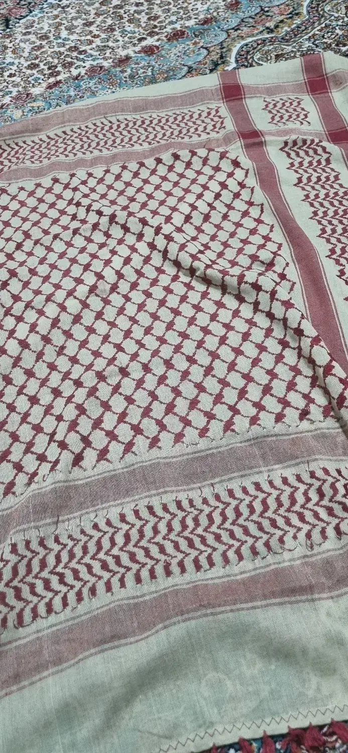 چفیه عراقی|لباس|تایباد, |دیوار