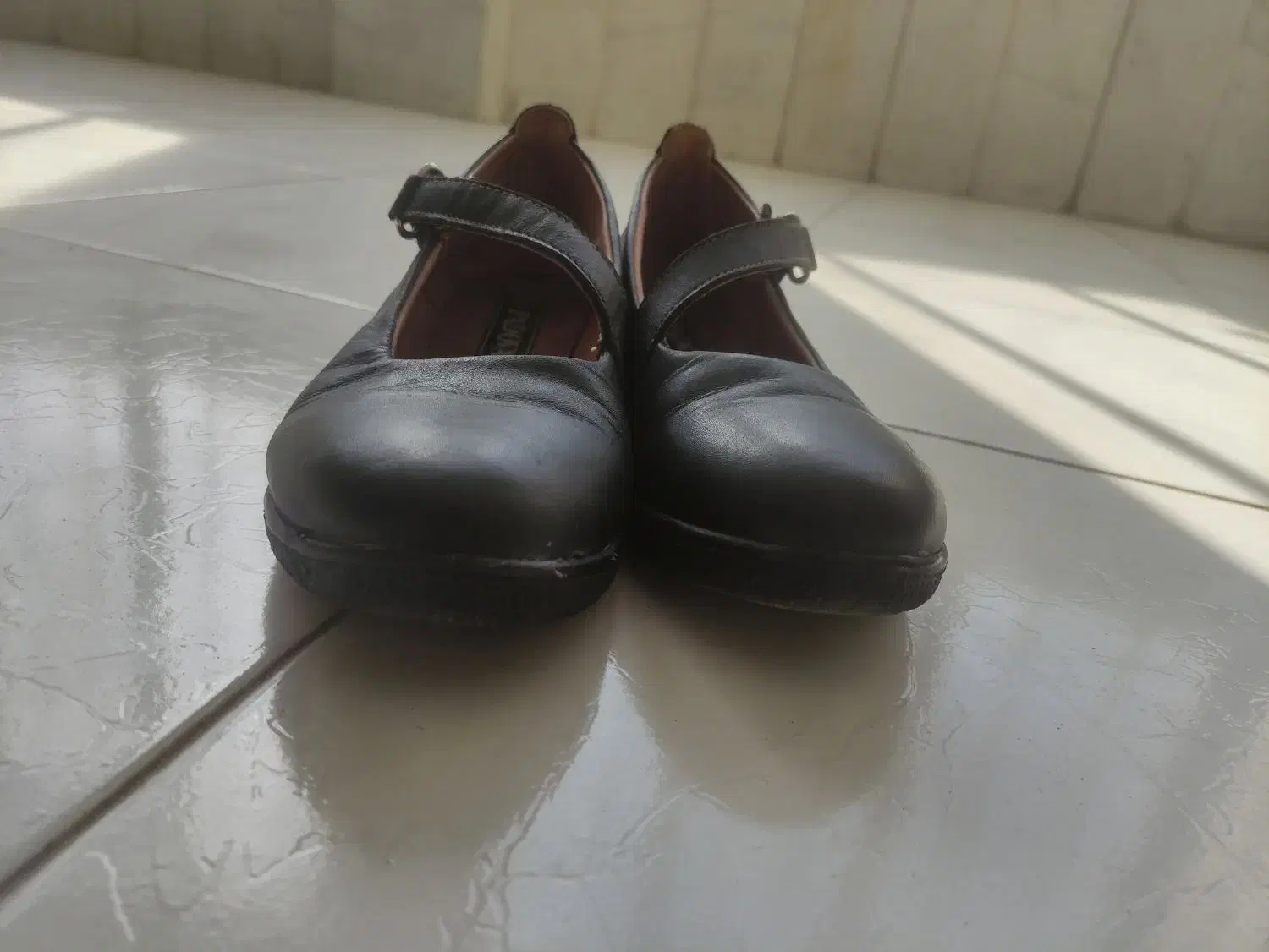 کفش عروسکی چرم طبیعی|کیف، کفش، کمربند|اصفهان, کوی ولی عصر|دیوار