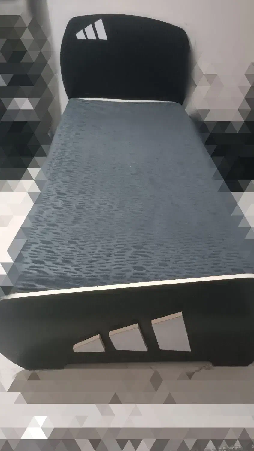 دو عددتخت خواب تک نفره سالم با لوازم جانبی|تخت و سرویس خواب|ملایر, |دیوار