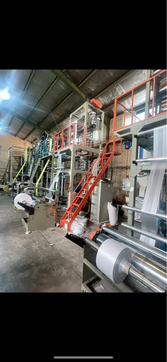 اپراتور دستگاه تولید نایلون و وسط کاری|استخدام صنعتی، فنی، مهندسی|اشتهارد, |دیوار