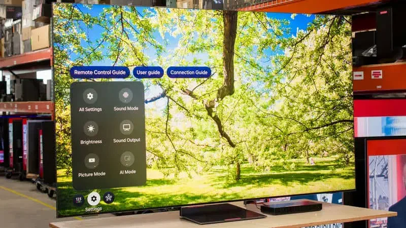 تلویزیون هوشمند QLED 2025 کمپانی کره ای سامسونگ|تلویزیون و پروژکتور|بجنورد, |دیوار