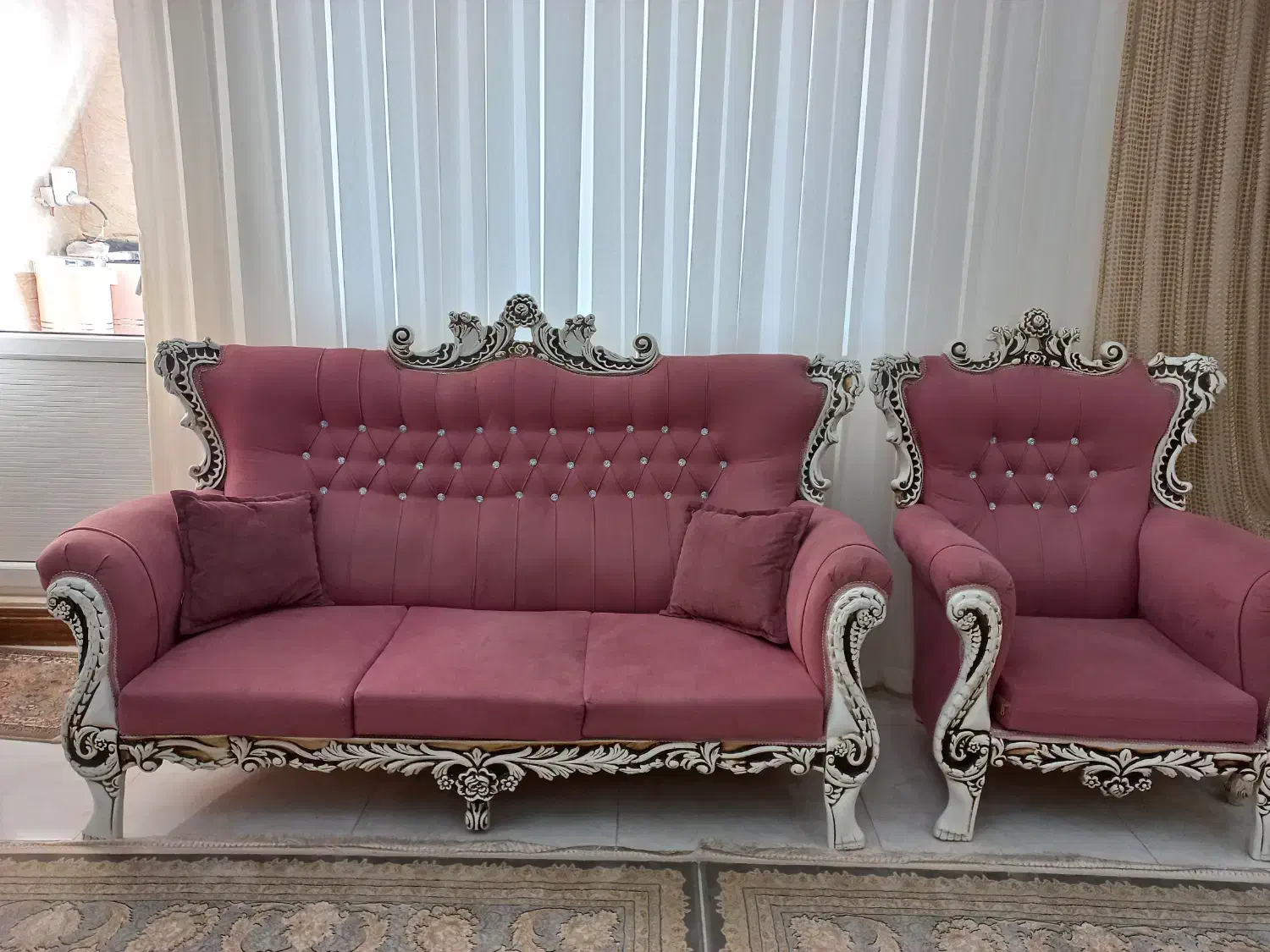 مبل|مبلمان خانگی و میز عسلی|اشتهارد, |دیوار