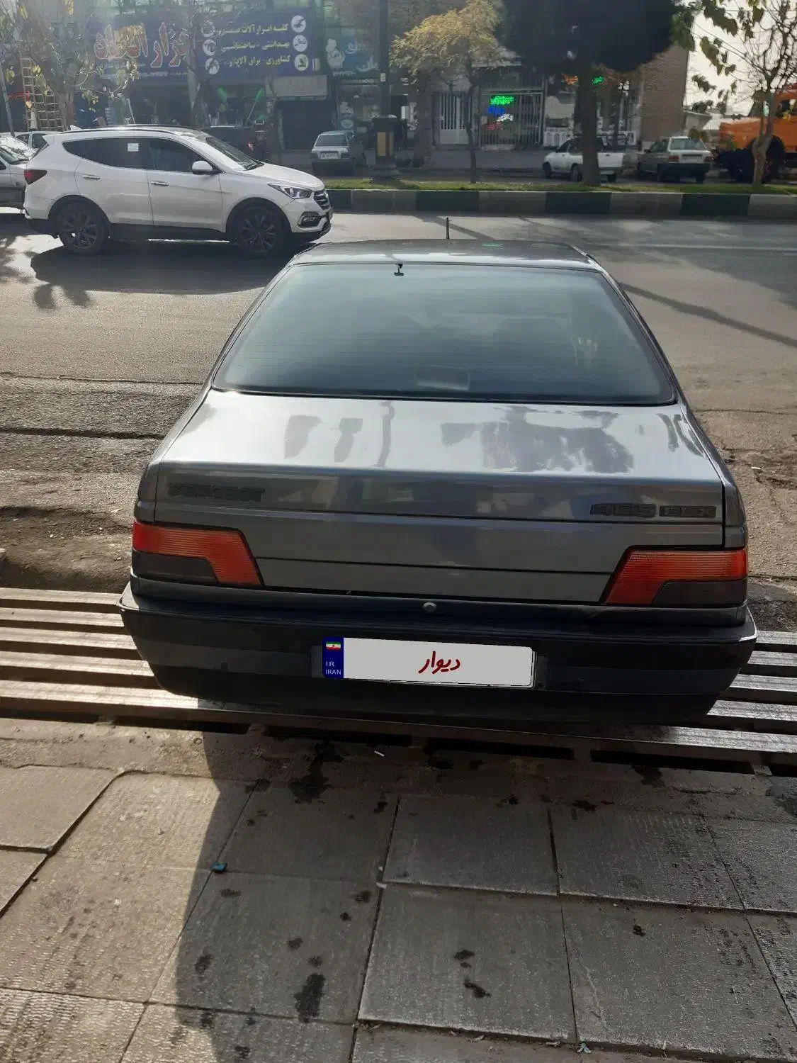 پژو۴۰۵ مدل ۹۳ تمام رنگ بدن هیچ مشکلی|خودرو سواری و وانت|تهران, جیحون|دیوار