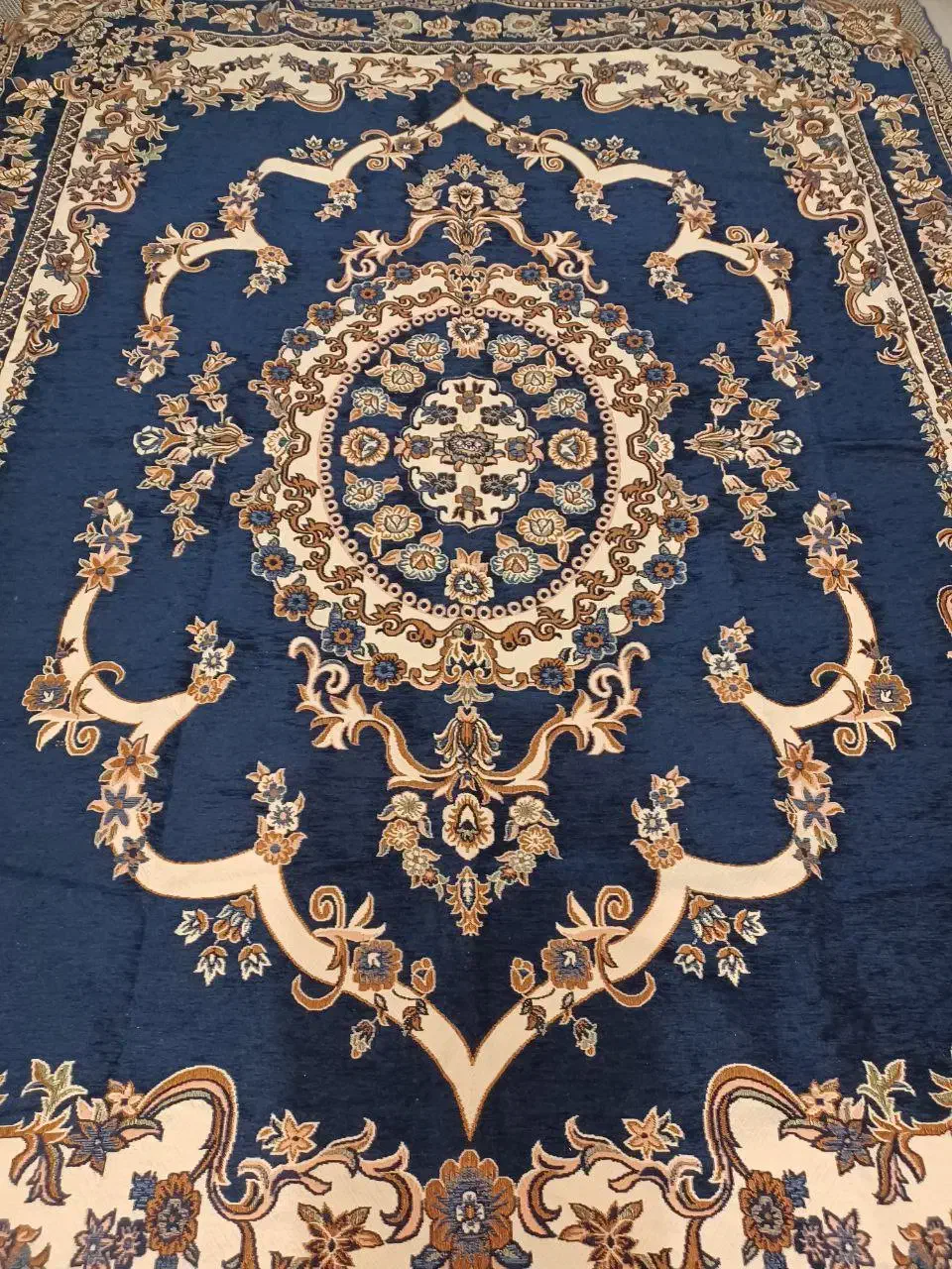 روفرشی مخمل سورمه ای|روفرشی|همدان, |دیوار