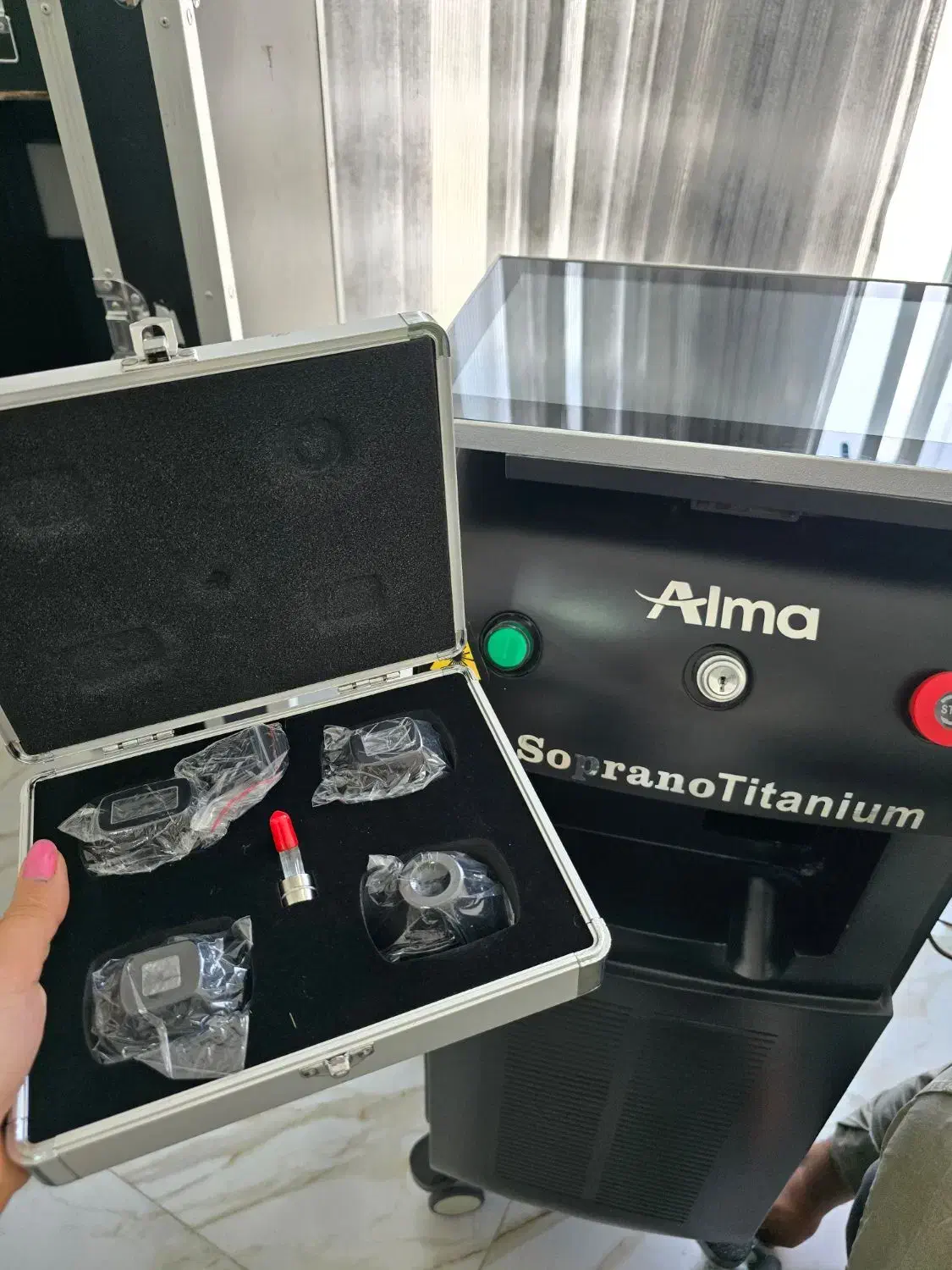 فروش وتعمیر دستگاه لیزر پیکوشور لاغری و..|آرایشی، بهداشتی، درمانی|کرمان, |دیوار