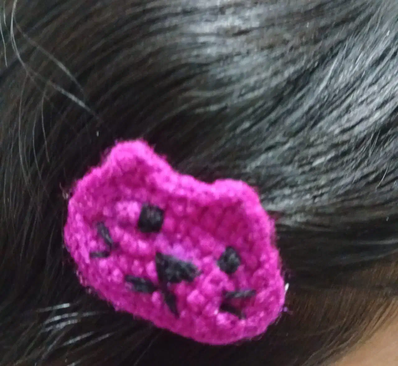 بافتنی دست ساز گیره سر|صنایع دستی و سایر لوازم تزئینی|همایجان, |دیوار