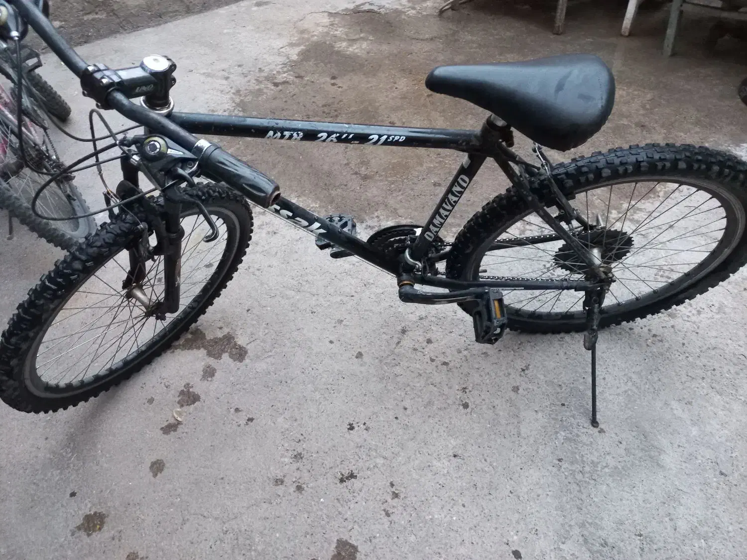 دوچرخه ۲۶ - ۲۷|دوچرخه، اسکیت، اسکوتر|میانه, |دیوار