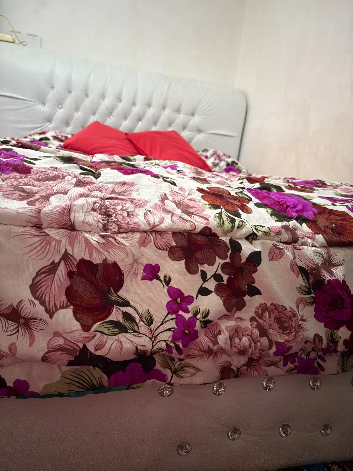 تخت خواب|تخت و سرویس خواب|کوهسار (البرز), |دیوار