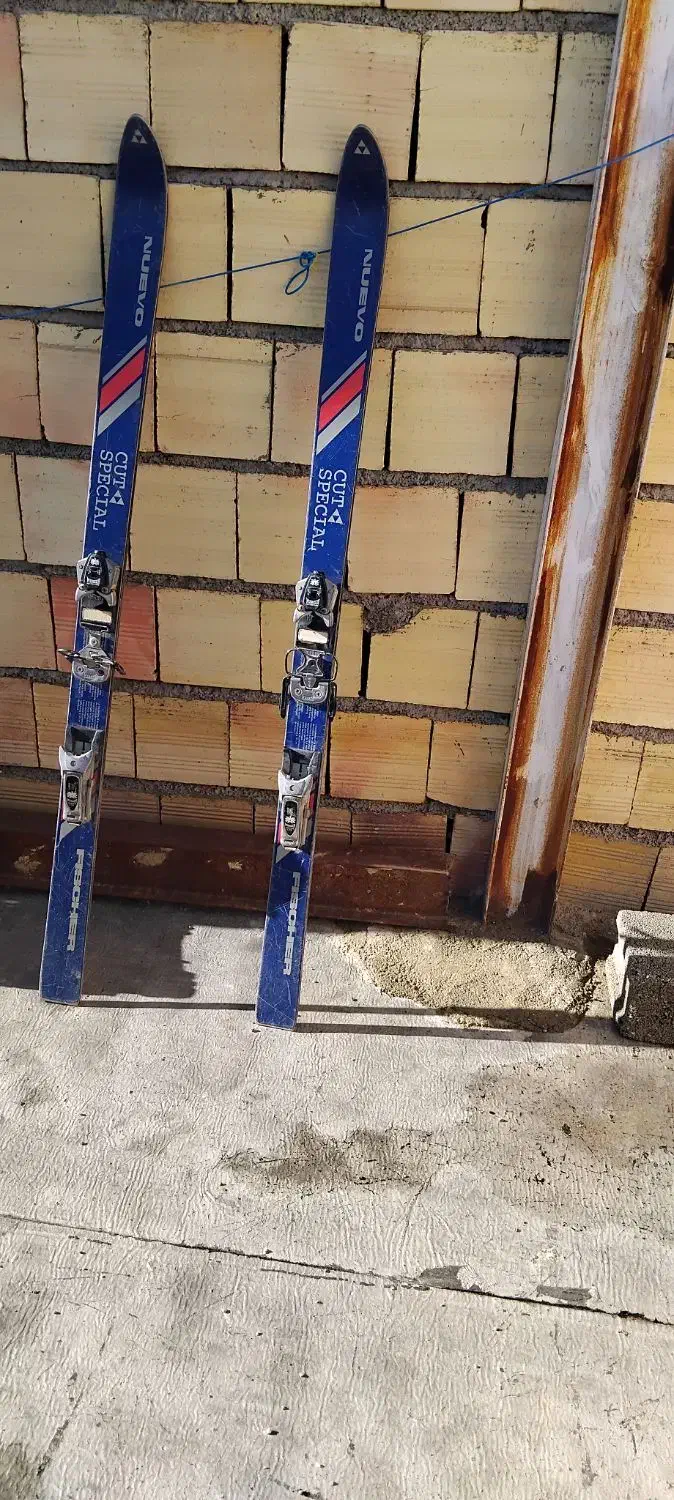 اسکی و کفش آمریکایی.|ورزشهای زمستانی|ارومیه, |دیوار