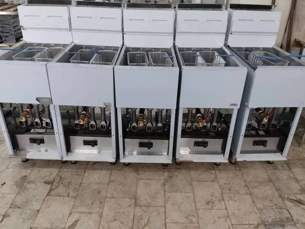 دیسپلی ۱۲۰ و ۱۵۰ سانتی /فر مرغ بریان|کافیشاپ و رستوران|شیبکوه (هرمزگان), |دیوار