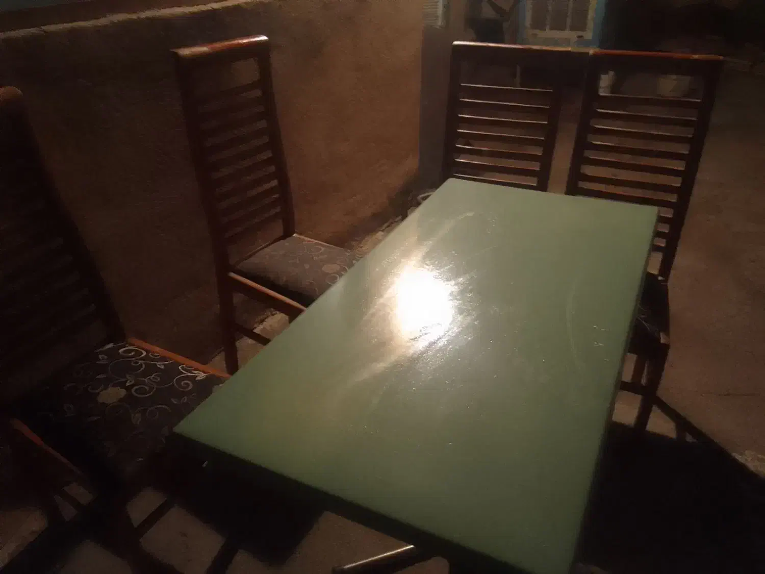 دو تخته فرش ۴متری ویک میز استیل با چهار صندلی|فرش|تهران, صفا|دیوار