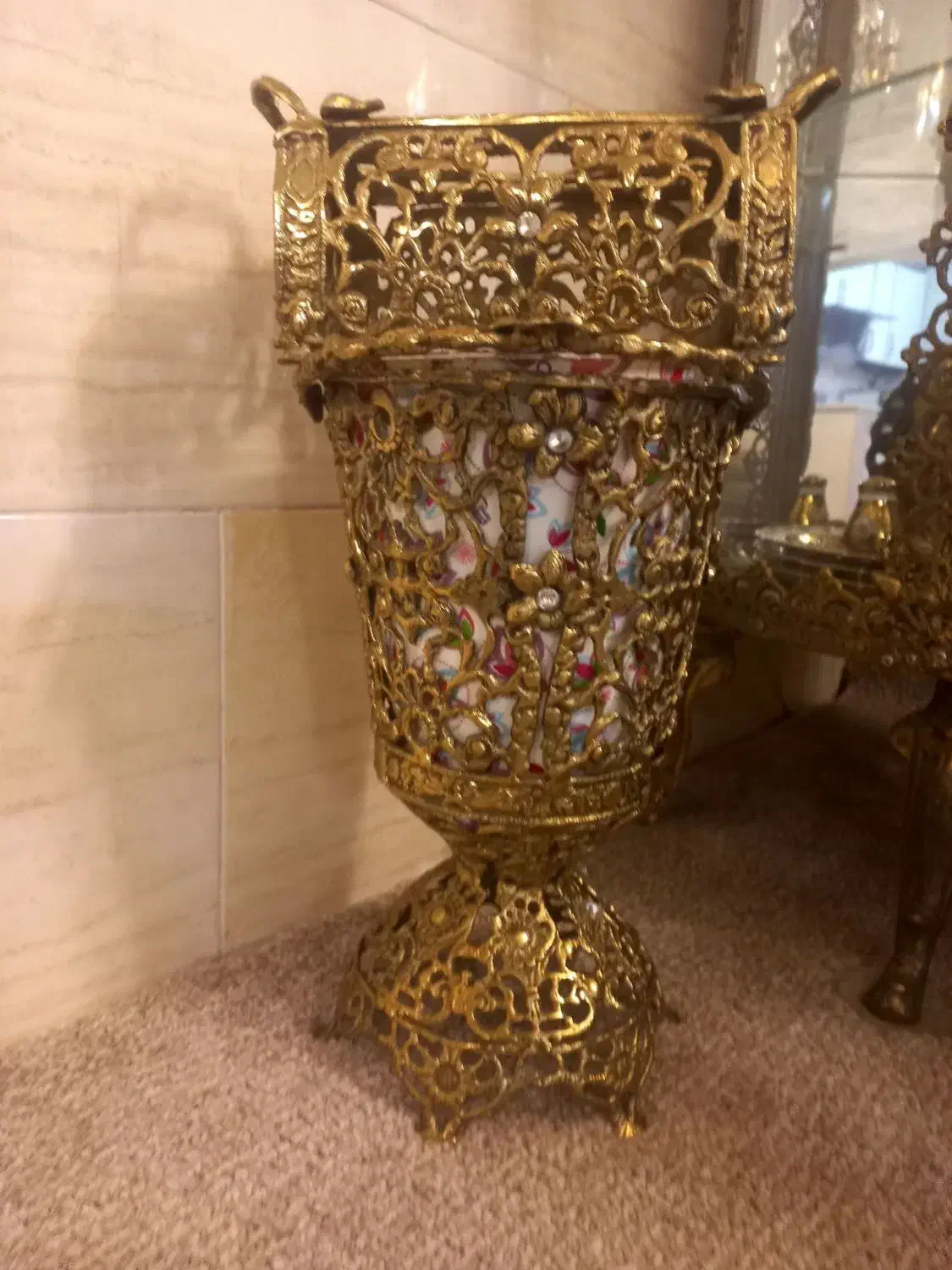 لوستر، جا دستمال کاغذی ،سطل زباله ،دوتا آباژور|لوستر و چراغ آویز|قرچک, شهرک طلائیه|دیوار