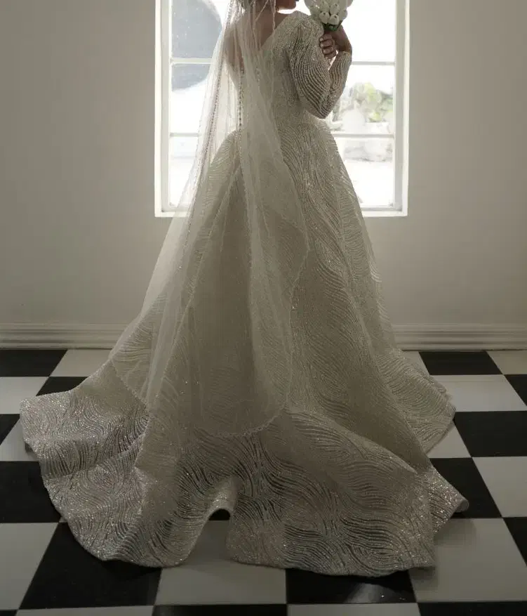 لباس عروس عربی درخشان|لباس|تهران, نارمک|دیوار