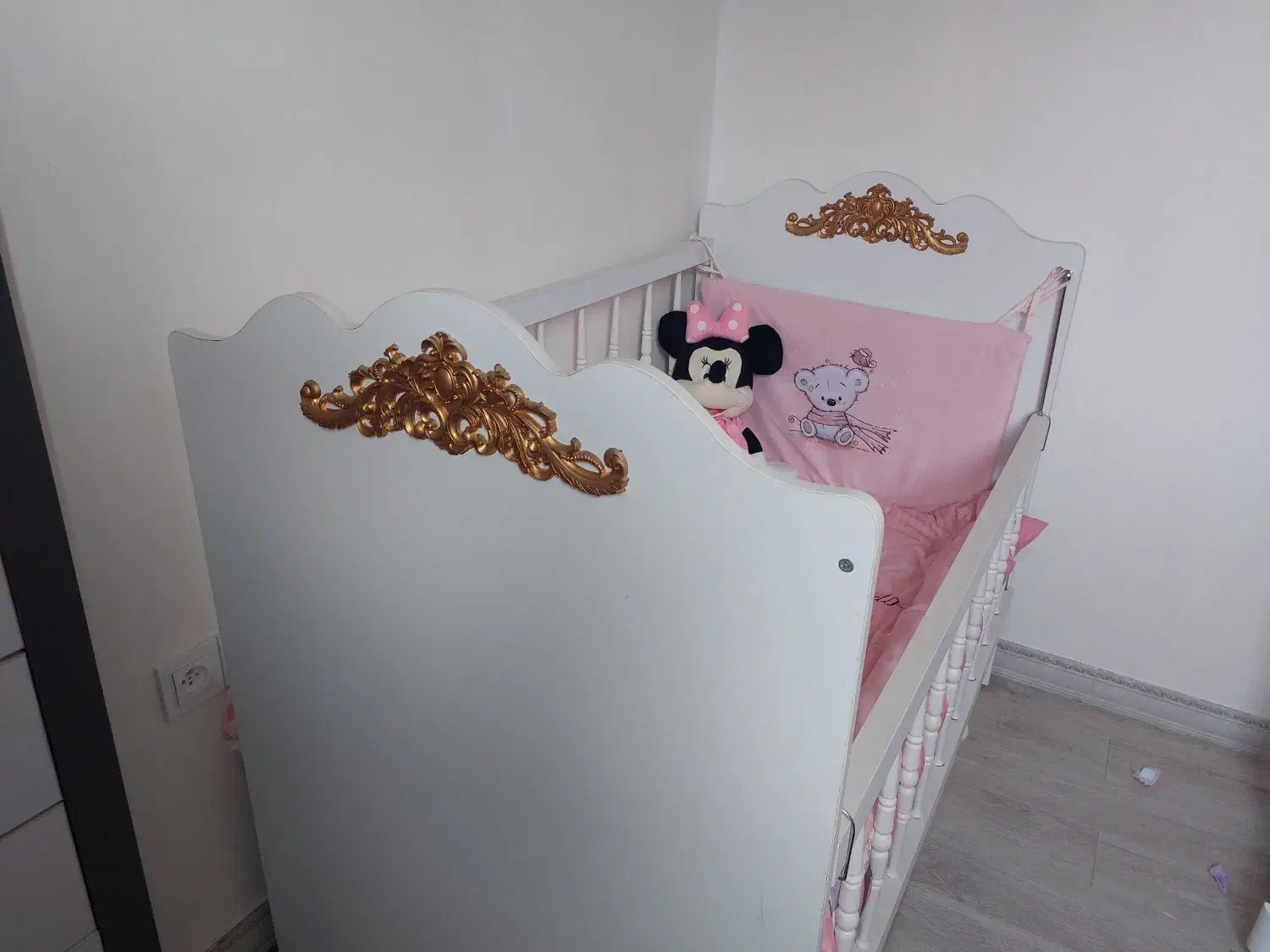 تخت کودک شیک|تخت و سرویس خواب|رشت, شهرک شهید رجایی|دیوار