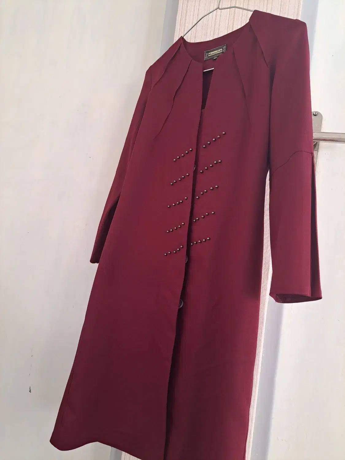 مانتو نو|لباس|ملایر, |دیوار