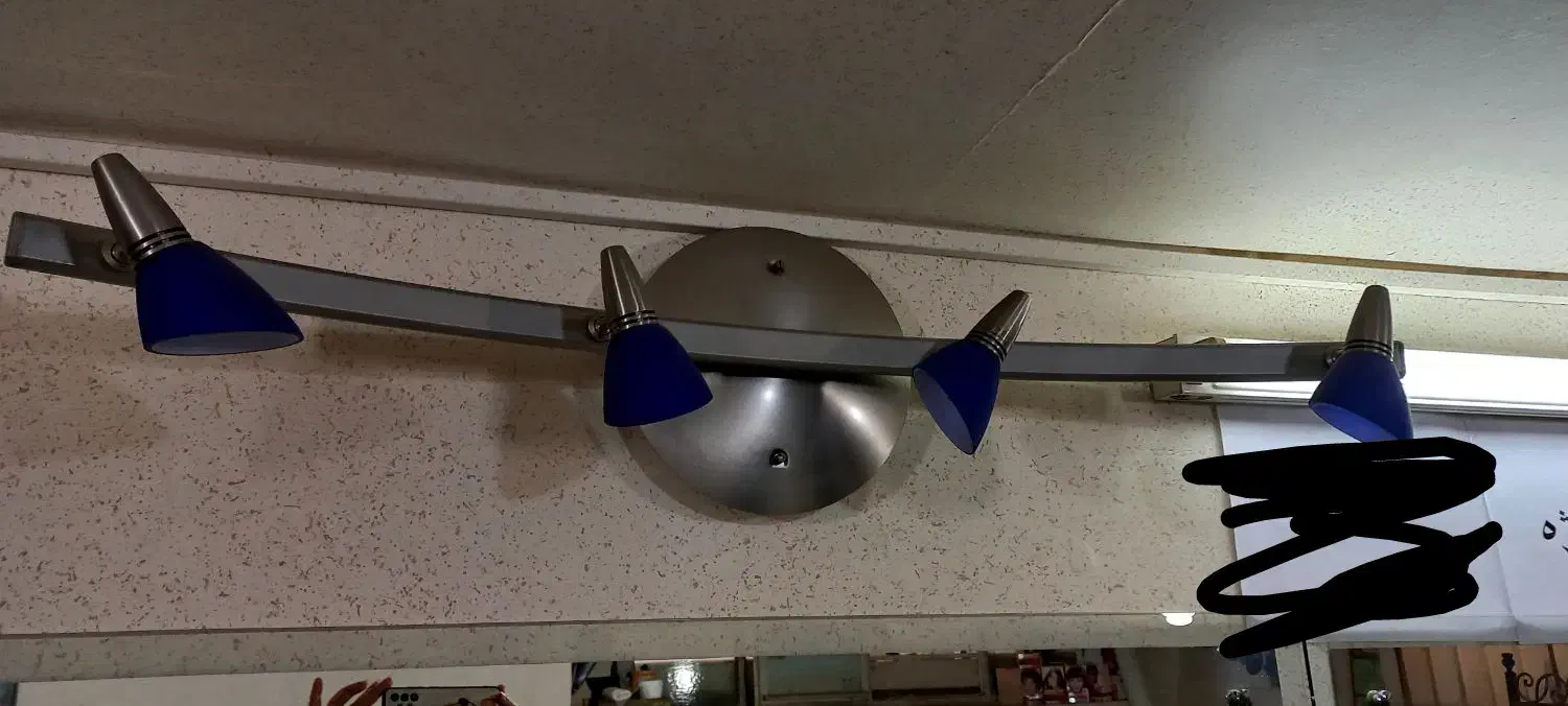 وسایل اریشگاه|آرایشگاه و سالن‌های زیبایی|بروجرد, |دیوار