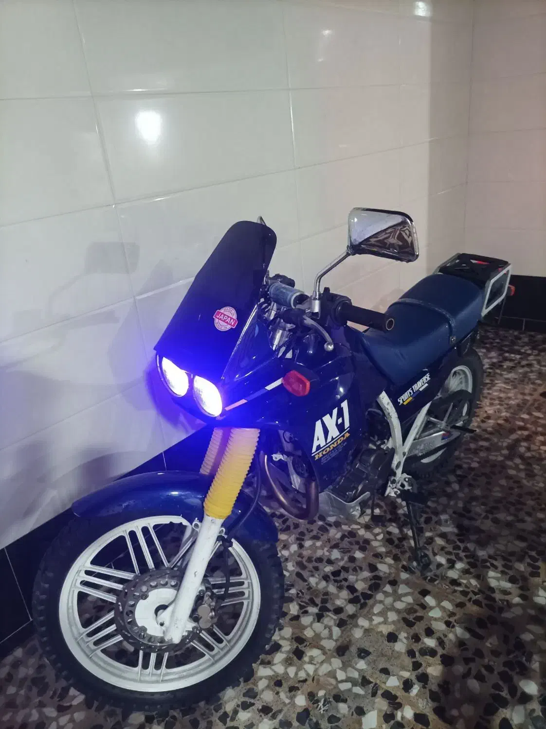 AX1|موتورسیکلت|اهرم, |دیوار