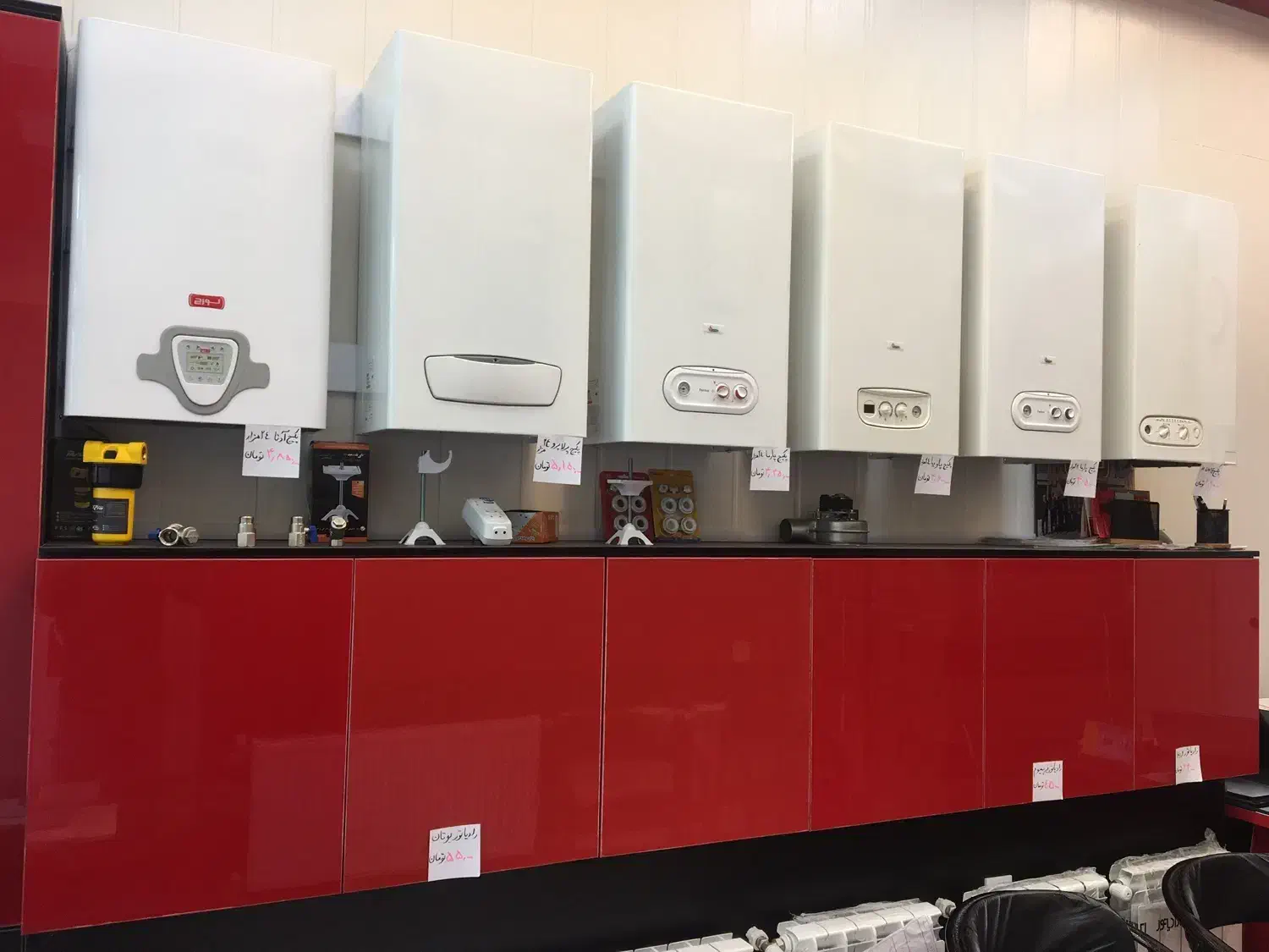 خریدار پکیج دیواری/رادیاتور/نصب‌وتعمیرات پکیج|آبگرمکن، پکیج، شوفاژ|تهران, نیروی هوایی (پیروزی)|دیوار