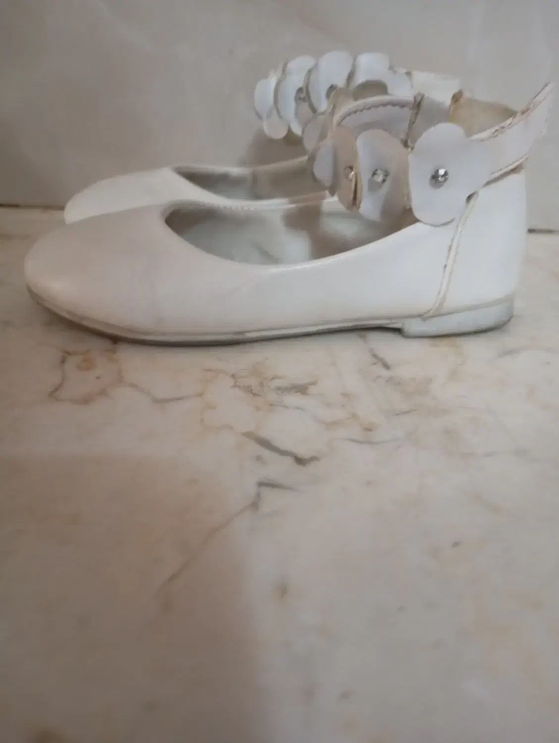 کفش بچه گانه|کفش و لباس بچه|رودهن, |دیوار