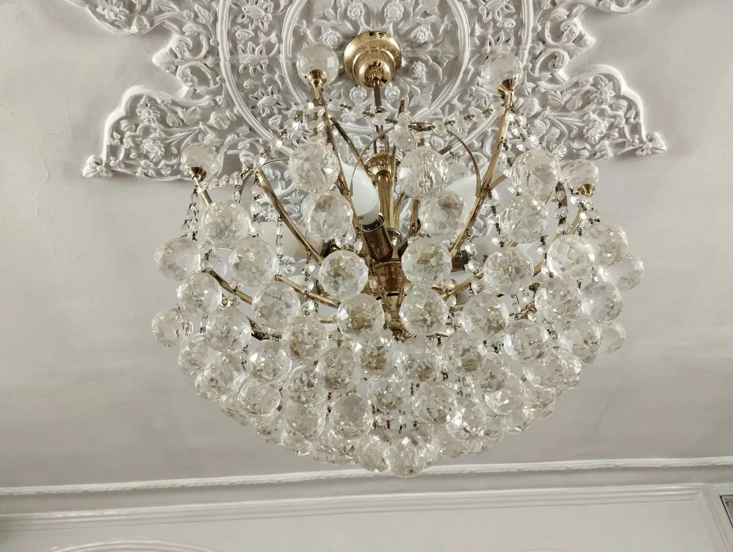 2 عدد لوستر 8 شاخه کریستالی|لوستر و چراغ آویز|ری, شهید غیوری (ابن باویه)|دیوار