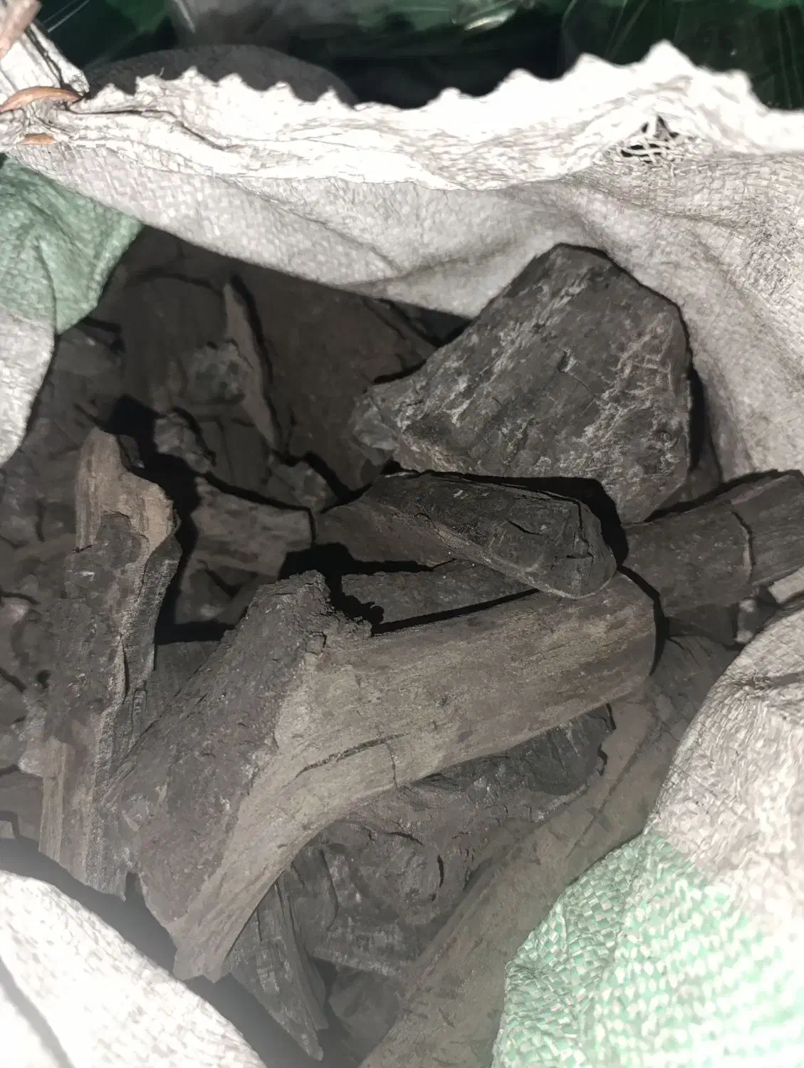 زغال کبابی درجه یک (قیمت عمده) فله و گونی|عمده‌فروشی|تهران, شهرک ولیعصر شمالی|دیوار