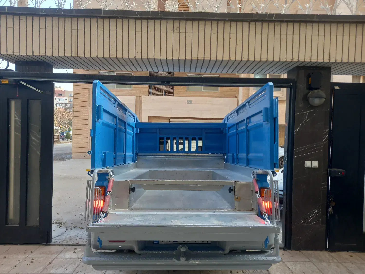 نیسان دوگانه فابریک صفر کیلومتر|خودرو سواری و وانت|اصفهان, شهرک کاوه|دیوار